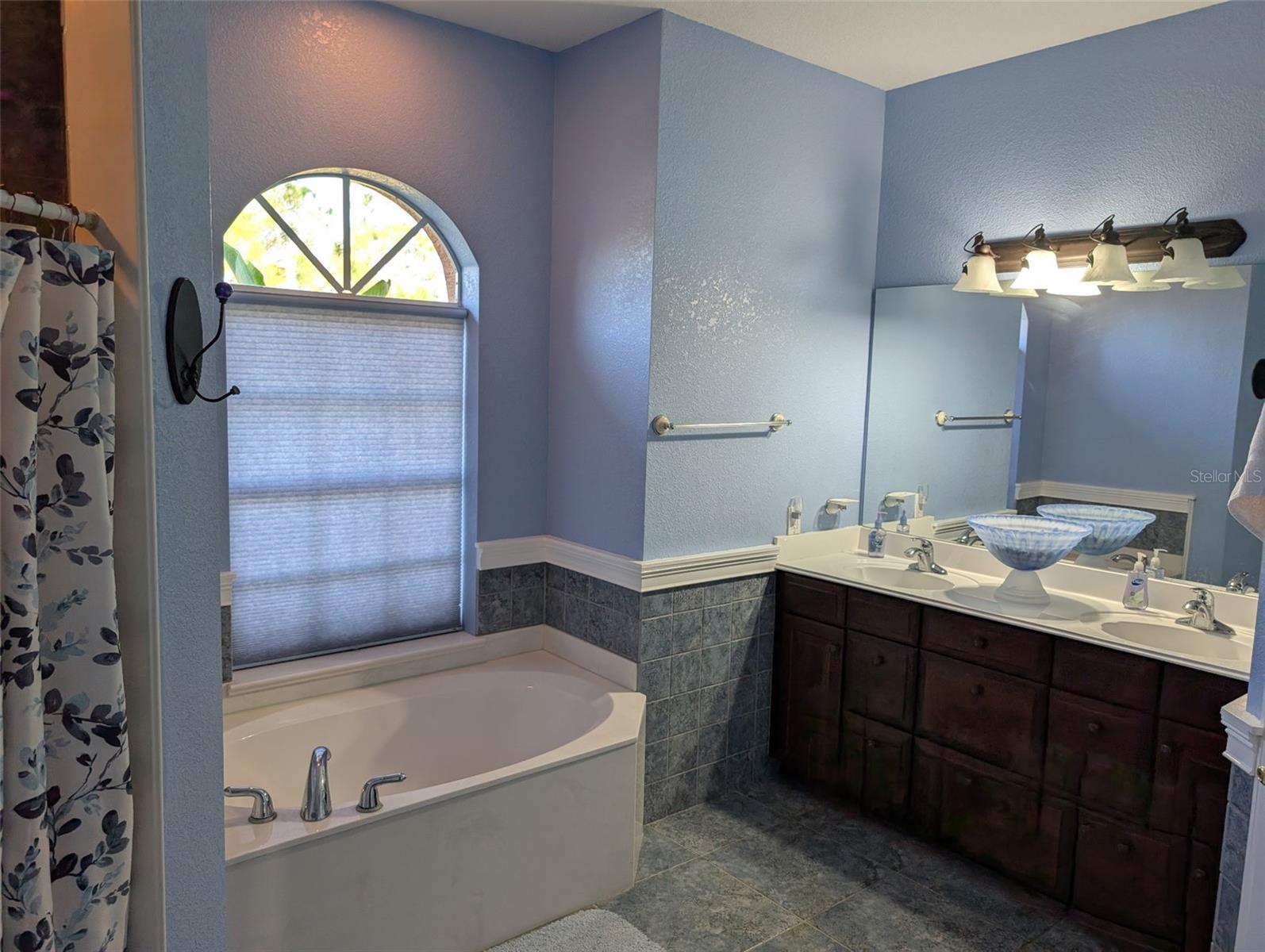 8511 AUSTRIAN BLVD, PUNTA GORDA, FL, 33982
