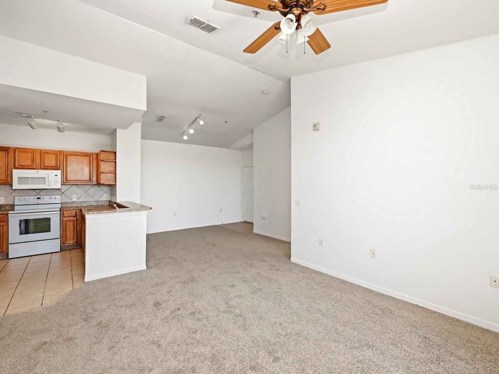 6169 METROWEST BLVD #305, ORLANDO, FL, 32835
