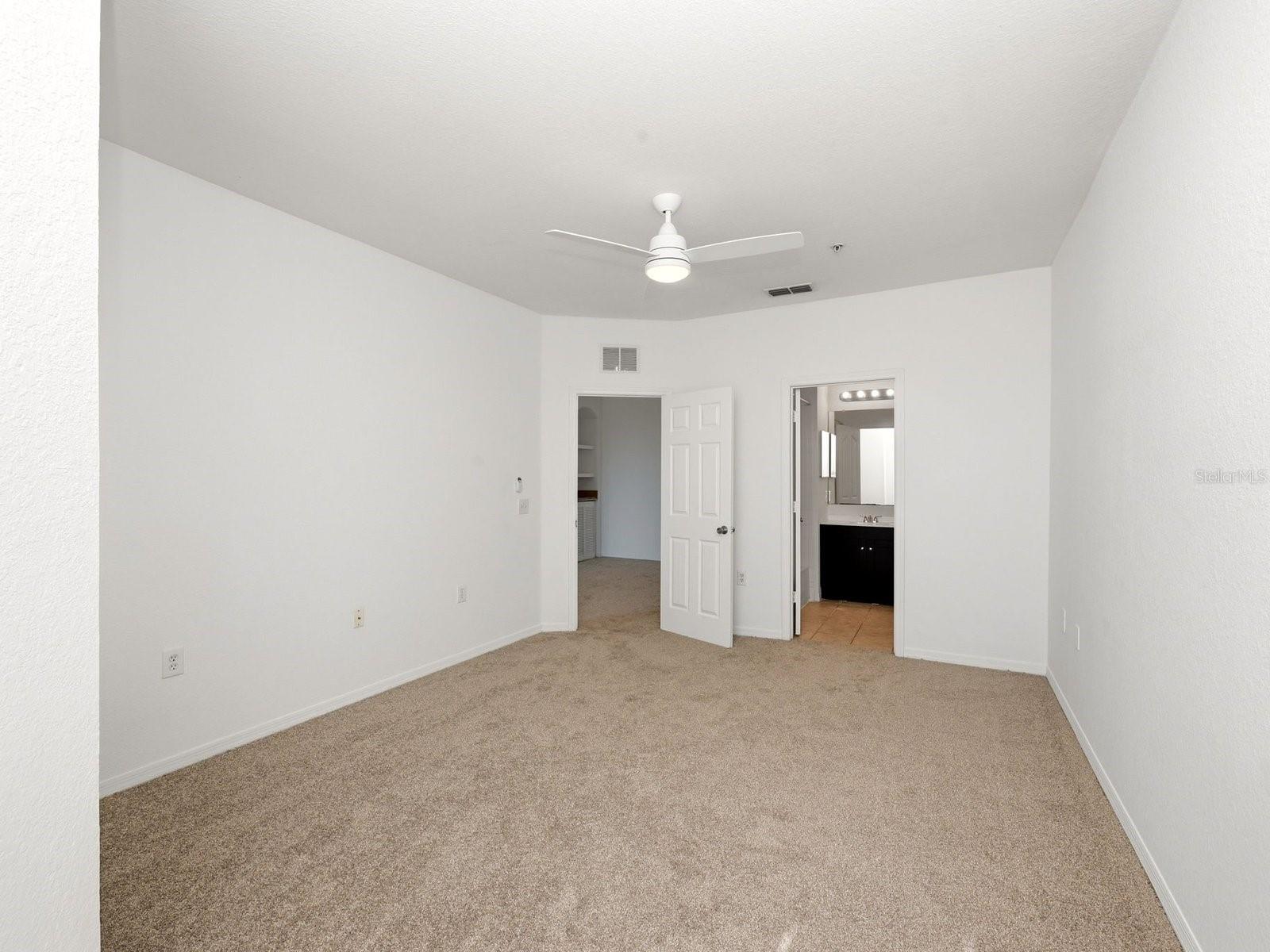6169 METROWEST BLVD #305, ORLANDO, FL, 32835