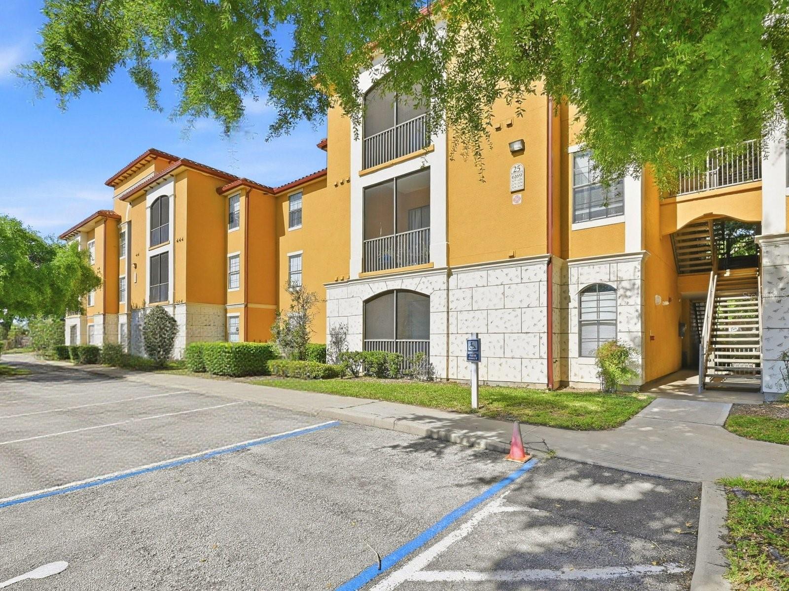 6169 METROWEST BLVD #305, ORLANDO, FL, 32835