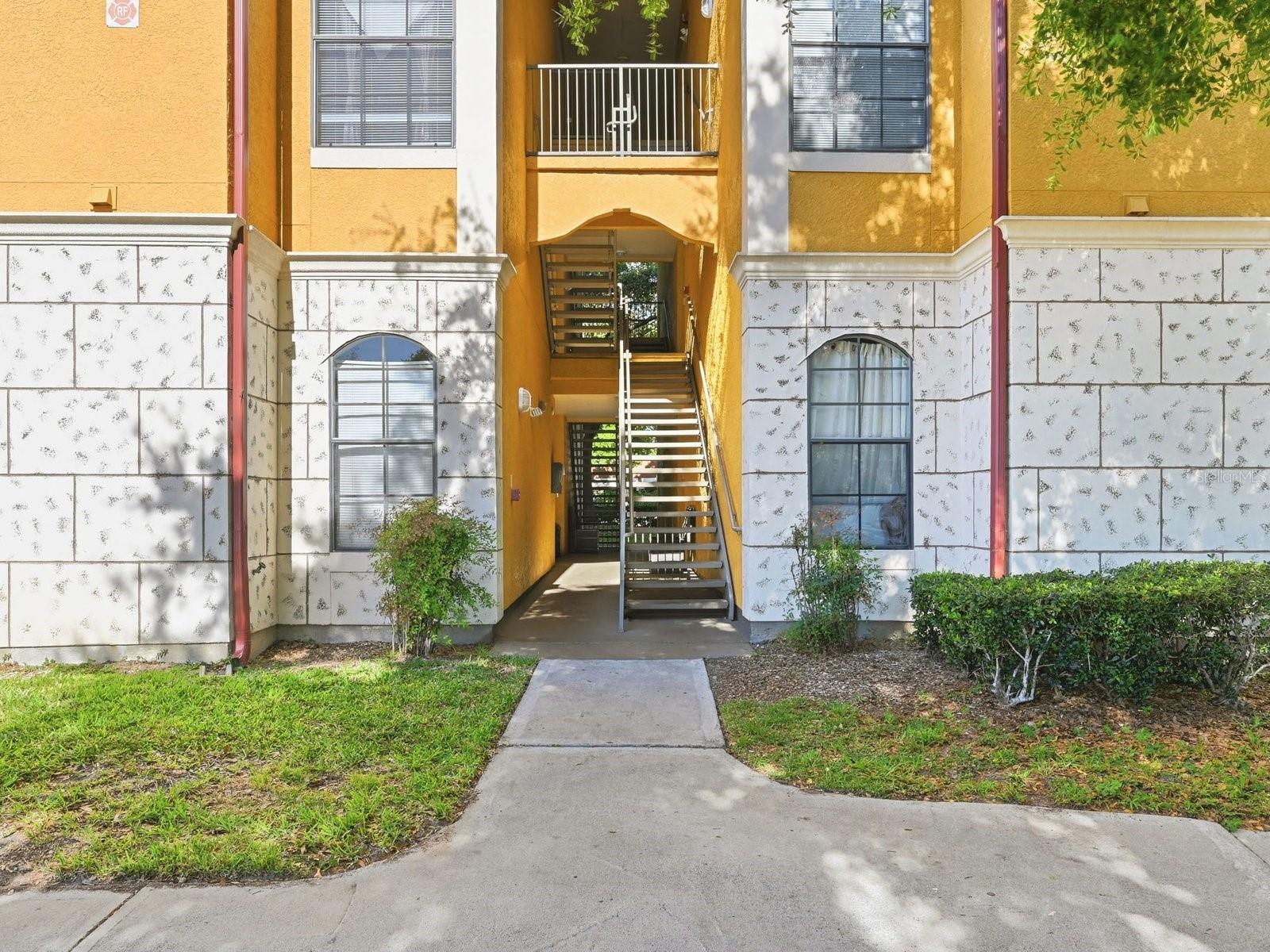 6169 METROWEST BLVD #305, ORLANDO, FL, 32835