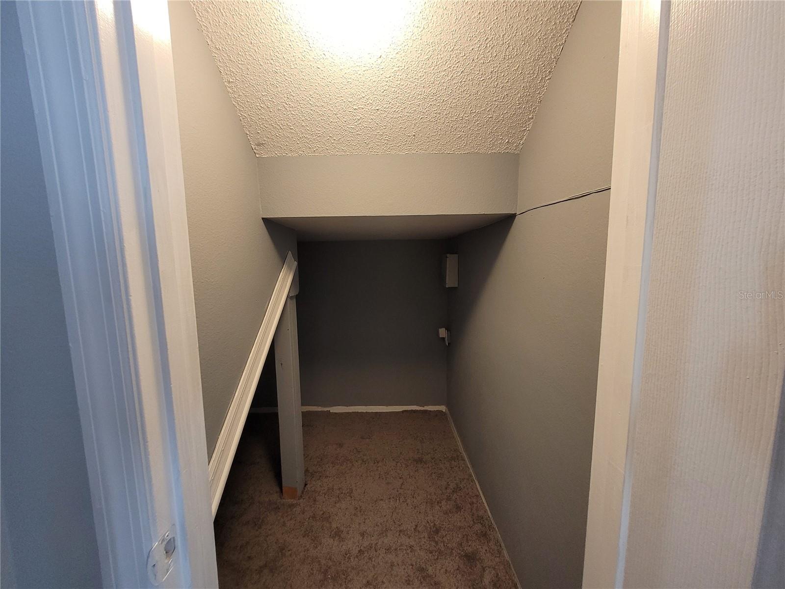 317 AZINCOURT LN, KISSIMMEE, FL, 34759