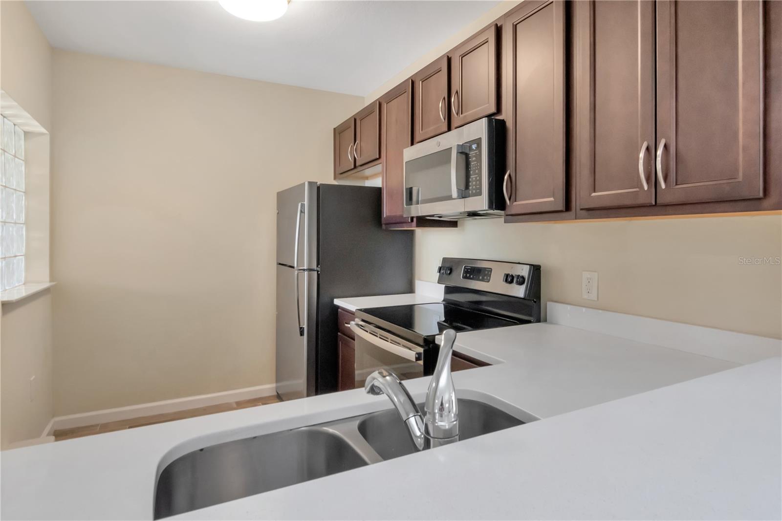 1195 GODAVARI WAY #206, WESLEY CHAPEL, FL, 33543