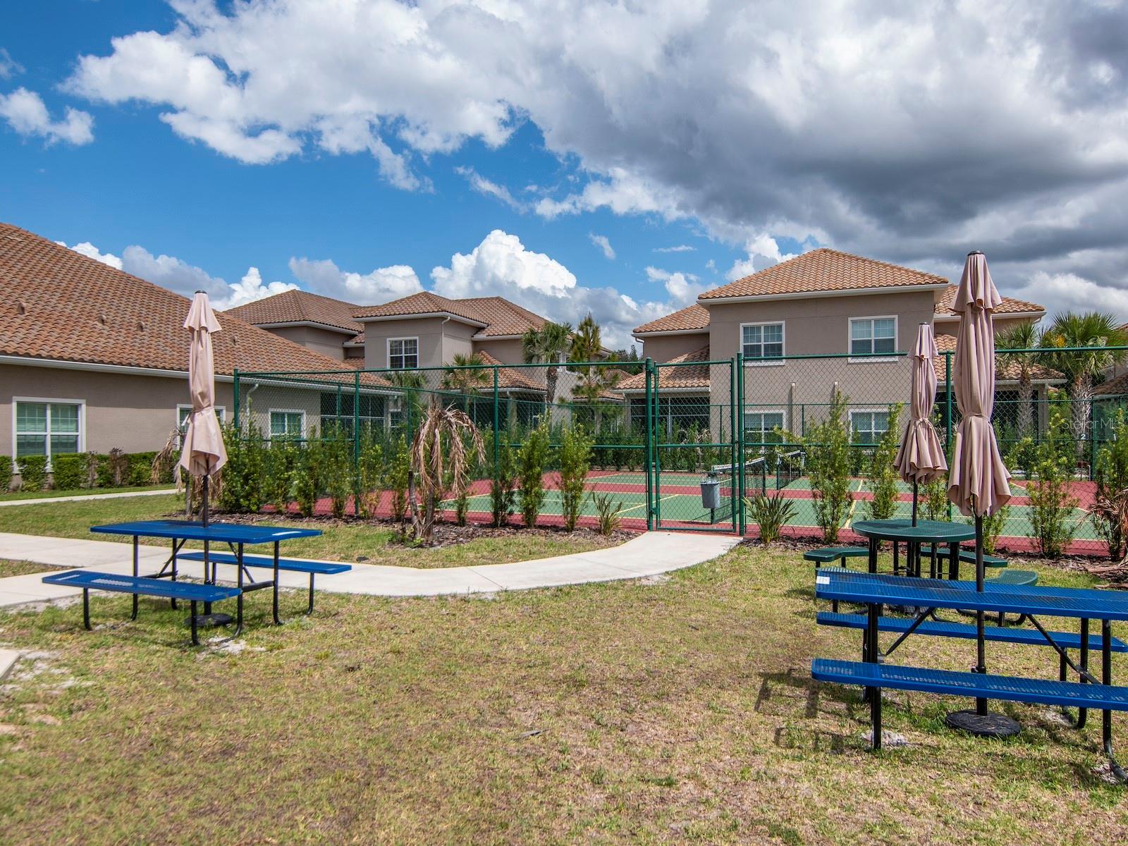 1195 GODAVARI WAY #206, WESLEY CHAPEL, FL, 33543