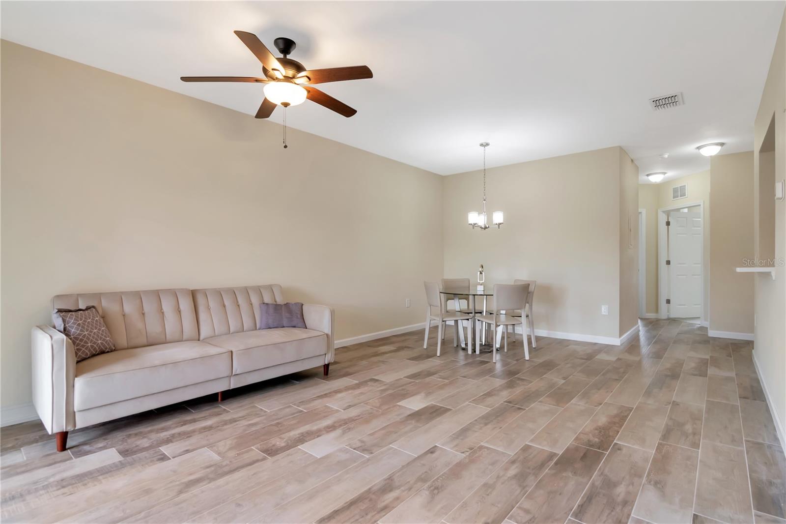 1195 GODAVARI WAY #206, WESLEY CHAPEL, FL, 33543