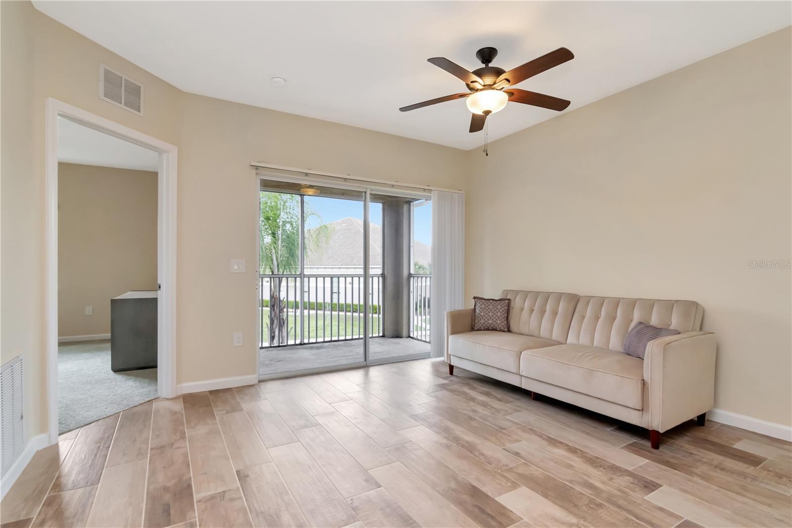 1195 GODAVARI WAY #206, WESLEY CHAPEL, FL, 33543