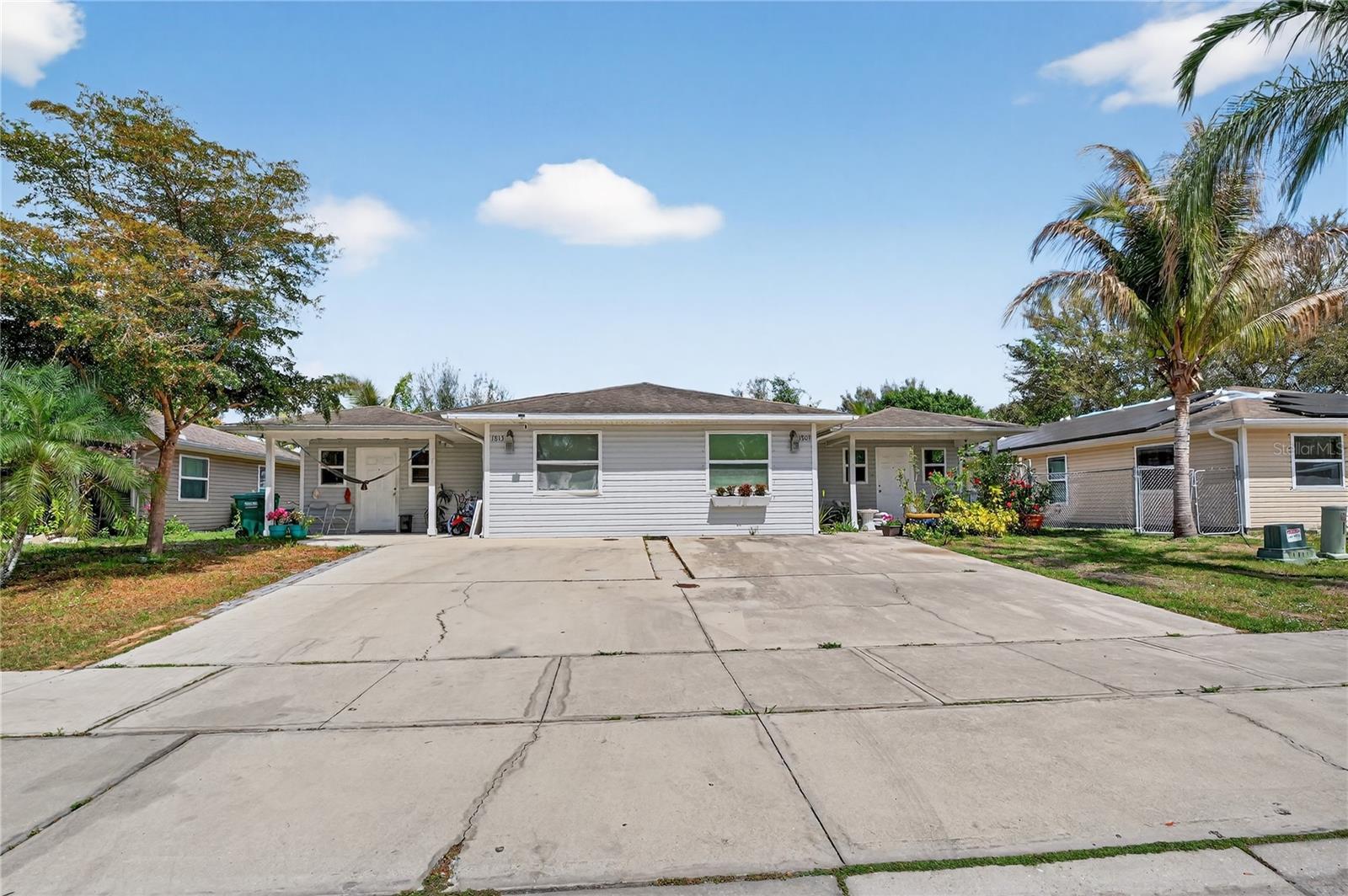 1813 LINCOLN AVE, IMMOKALEE, FL, 34142