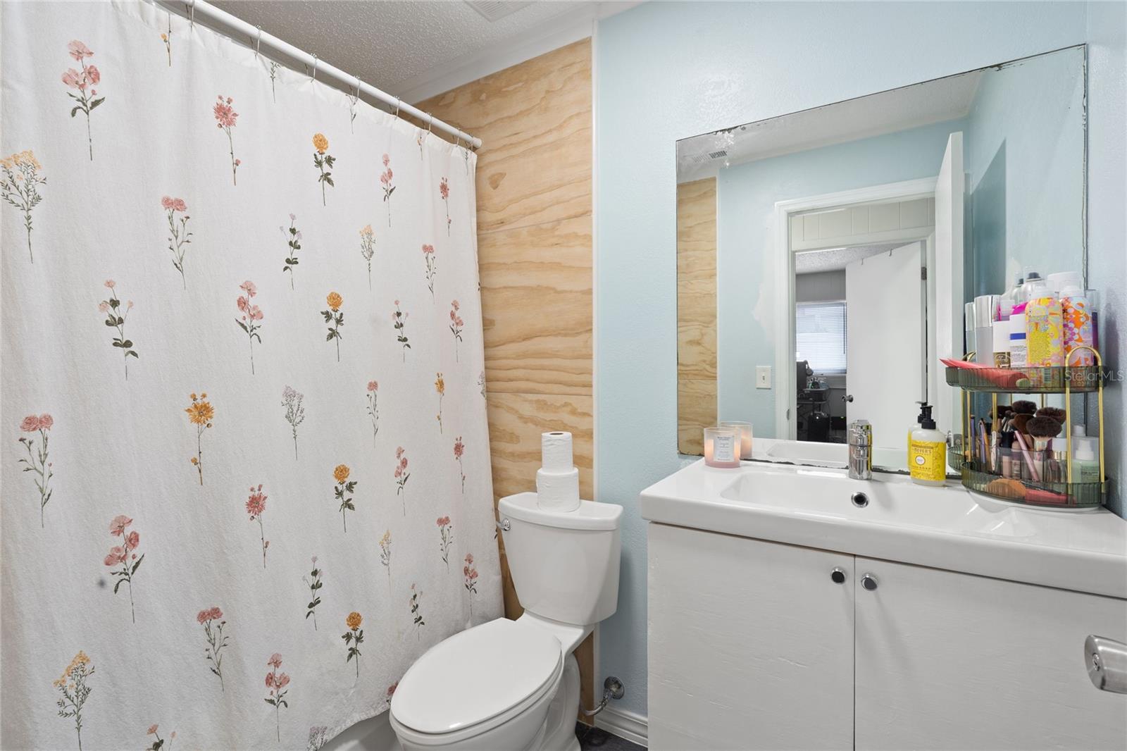 1970 DEBBIE ST, SARASOTA, FL, 34231