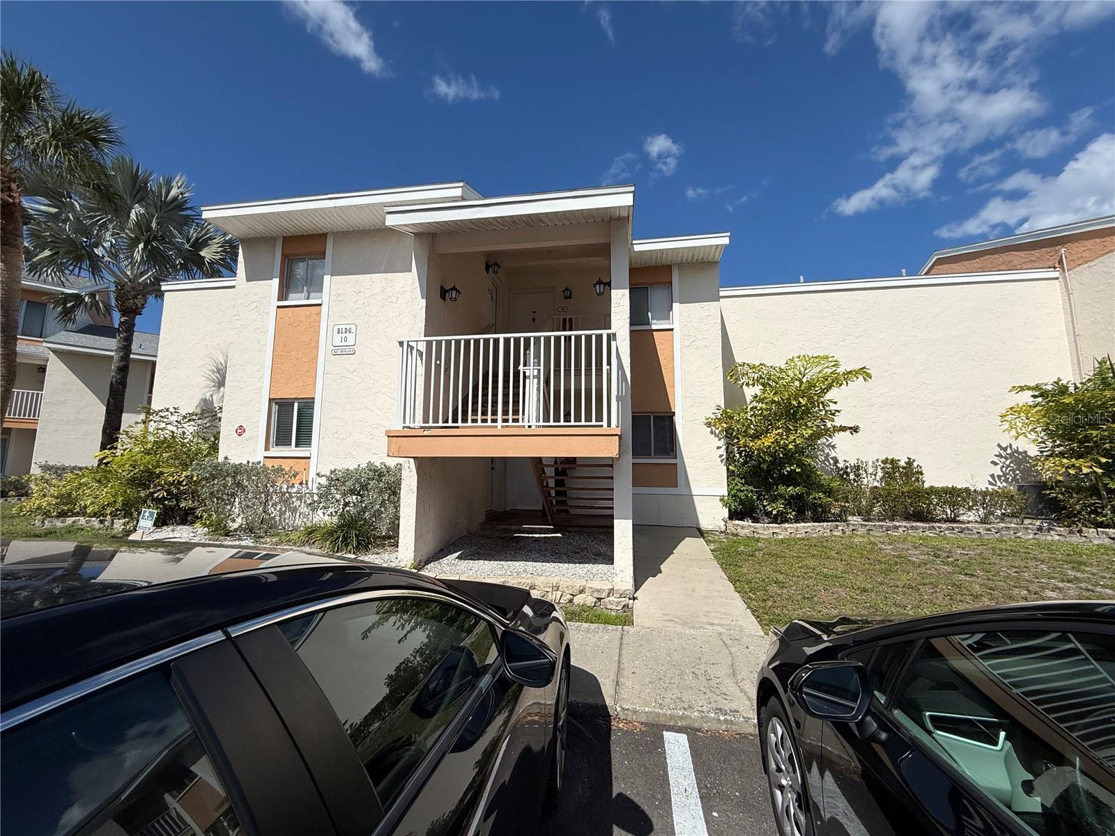 621 99TH AVE N #102, ST PETERSBURG, FL, 33702