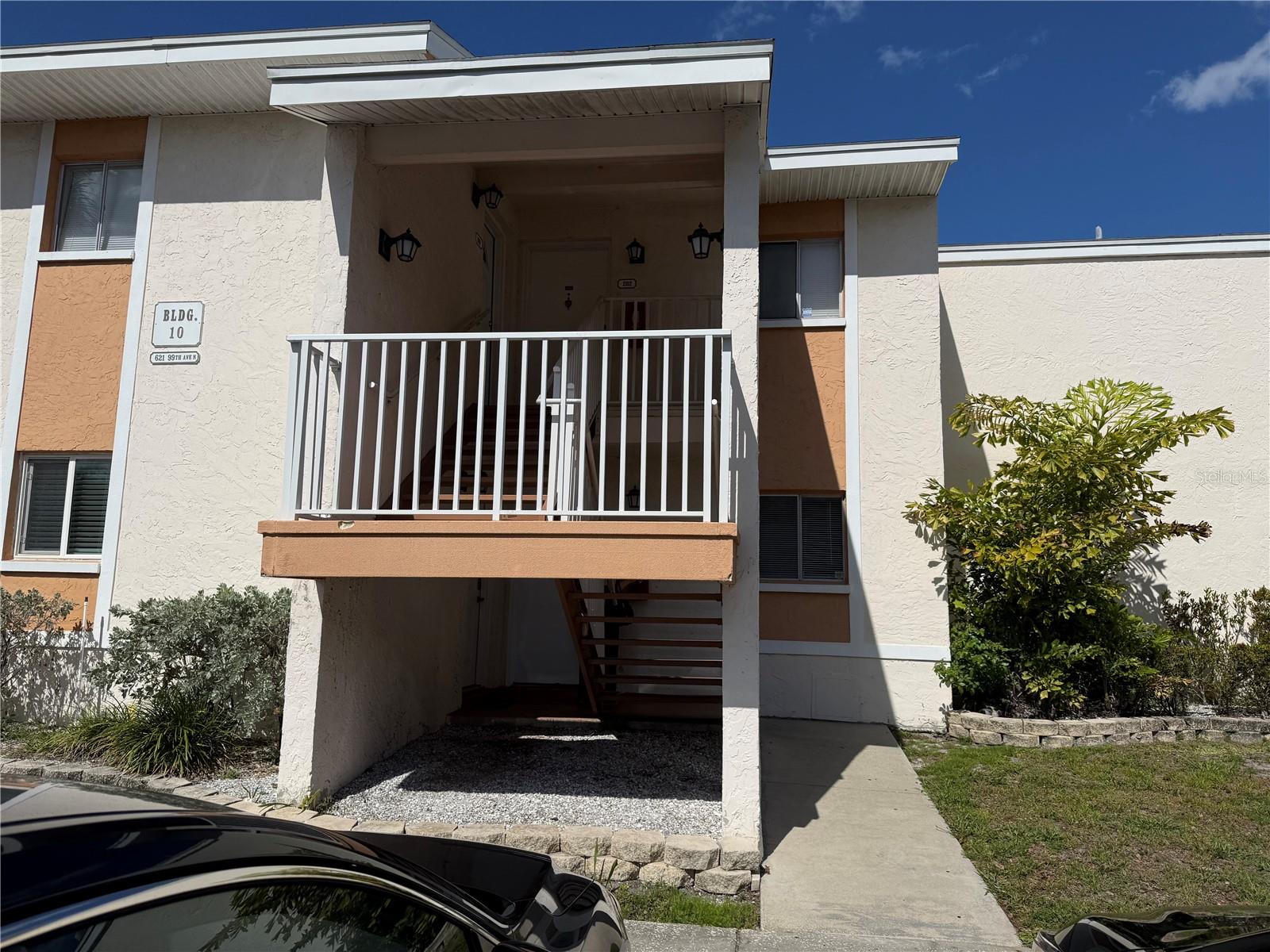 621 99TH AVE N #102, ST PETERSBURG, FL, 33702