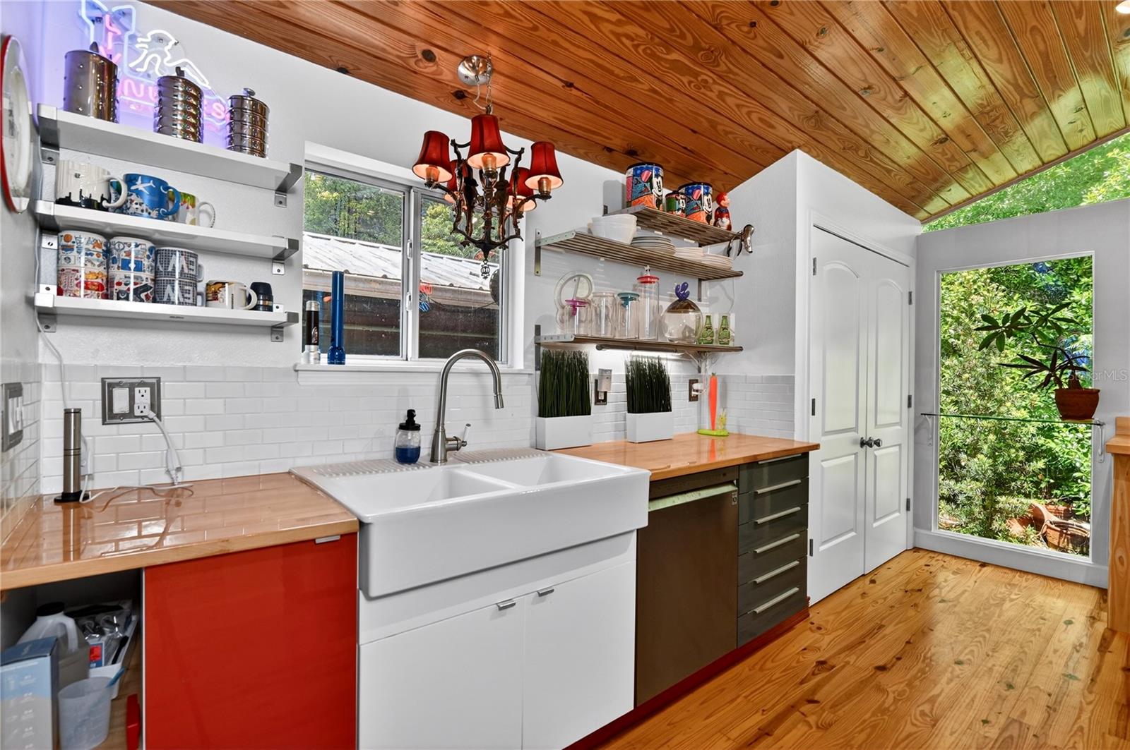 3717 LAUGHLIN RD, ZELLWOOD, FL, 32798