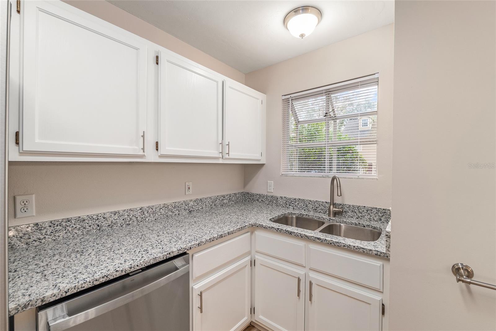 9755 SW 52ND RD, GAINESVILLE, FL, 32608