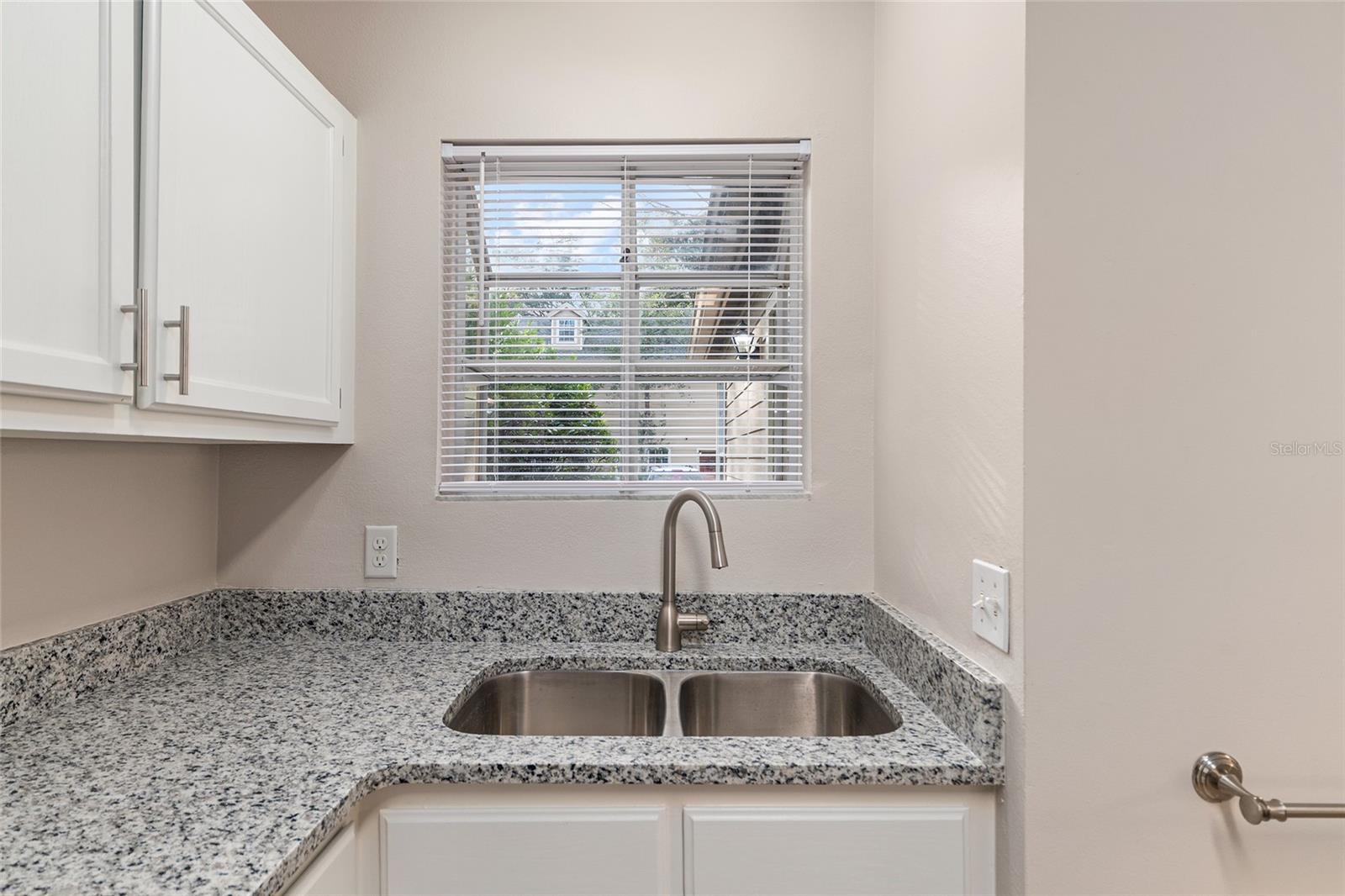 9755 SW 52ND RD, GAINESVILLE, FL, 32608