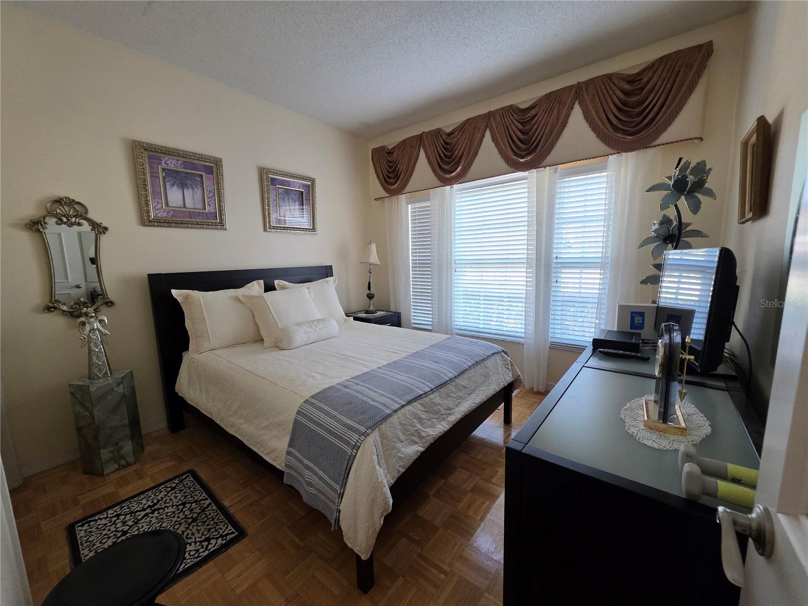 866 E CHARING CROSS CIR, LAKE MARY, FL, 32746