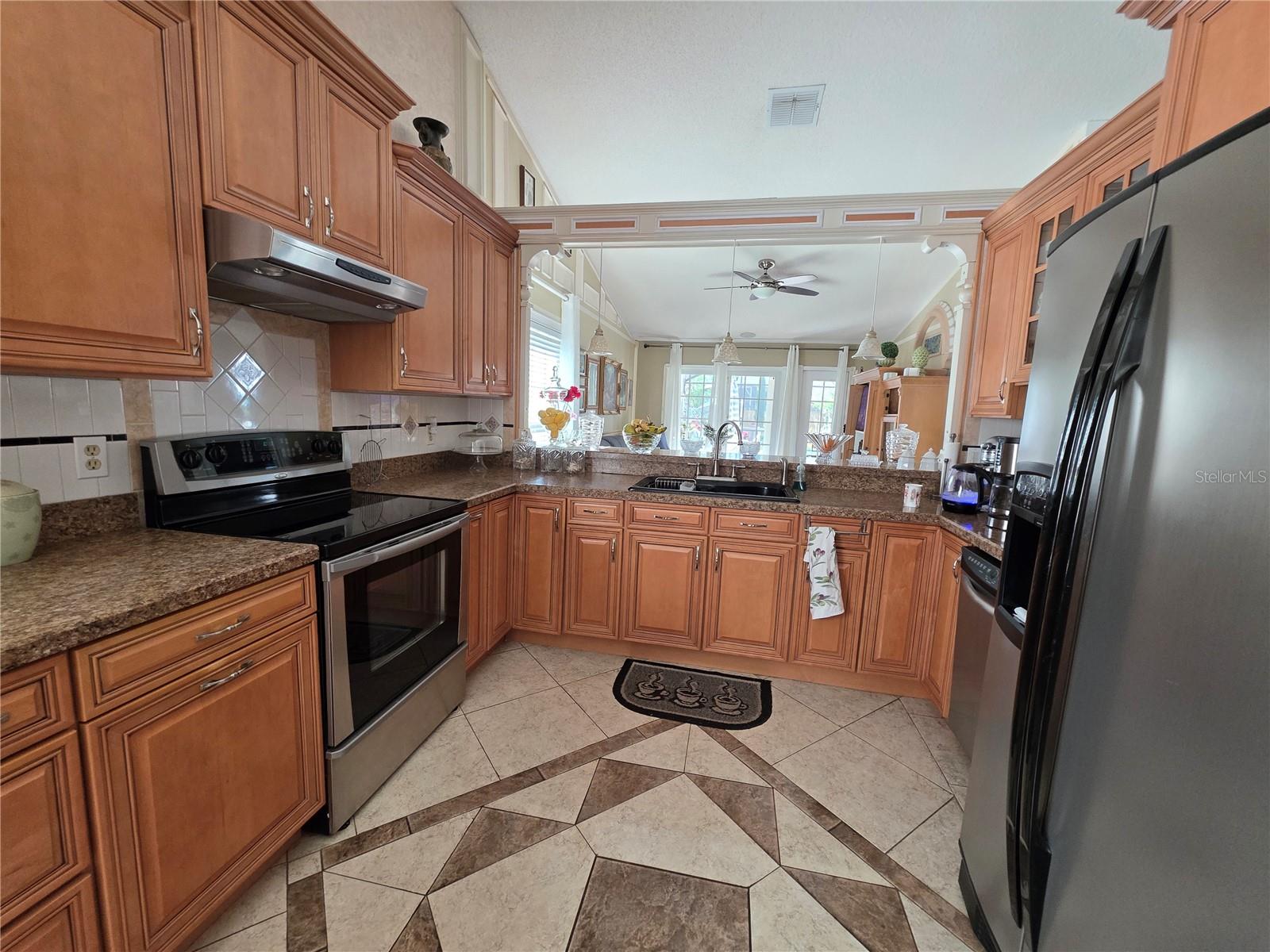 866 E CHARING CROSS CIR, LAKE MARY, FL, 32746