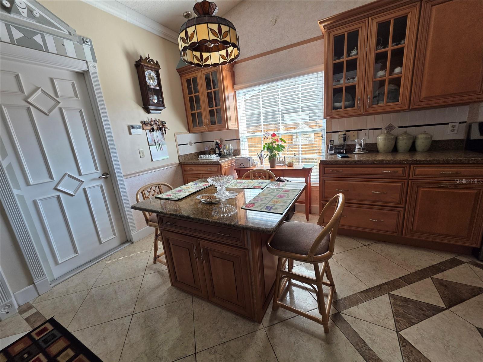 866 E CHARING CROSS CIR, LAKE MARY, FL, 32746