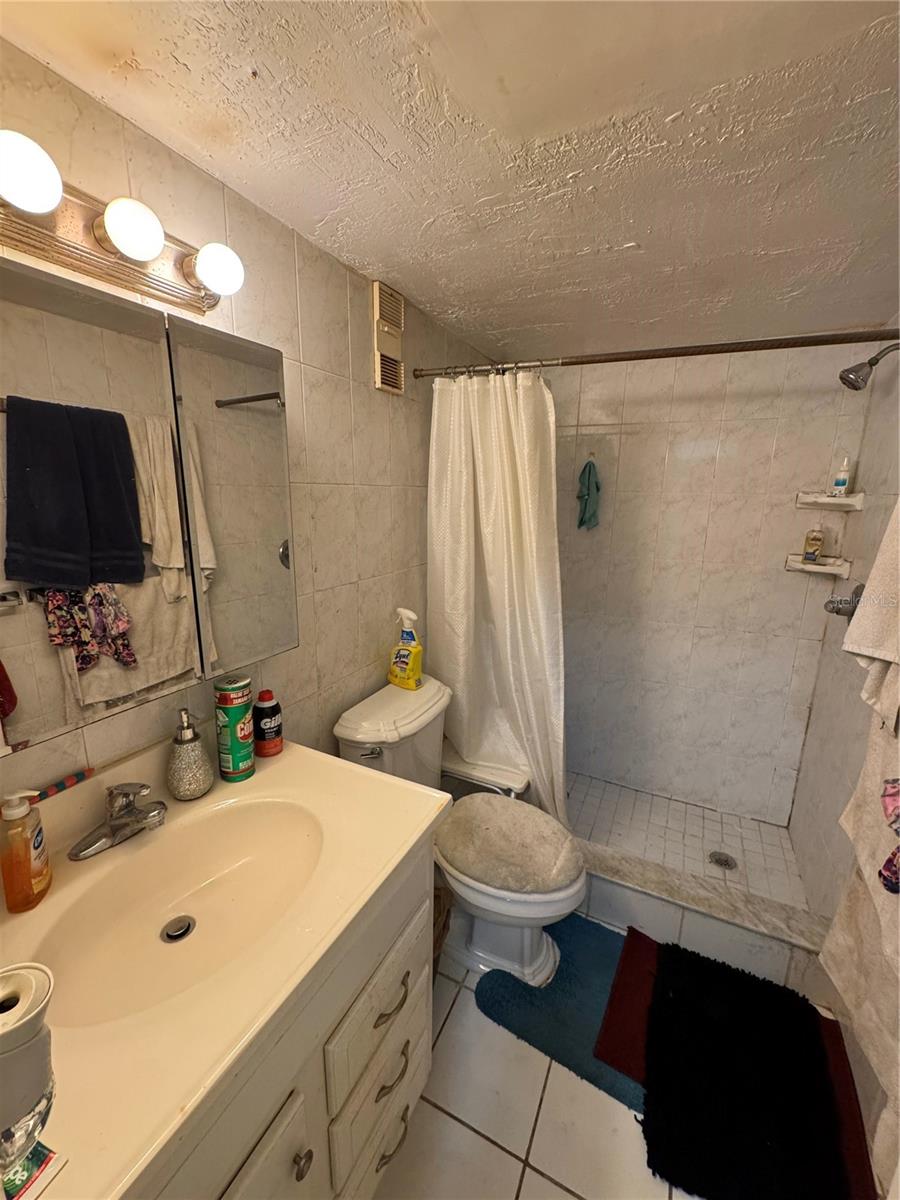 944 LAKE DESTINY RD #A, ALTAMONTE SPRINGS, FL, 32714