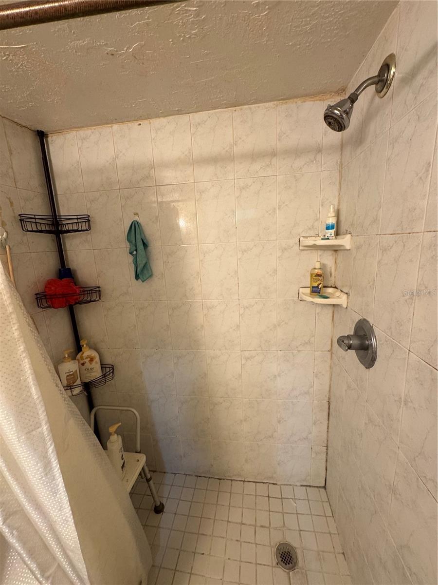 944 LAKE DESTINY RD #A, ALTAMONTE SPRINGS, FL, 32714