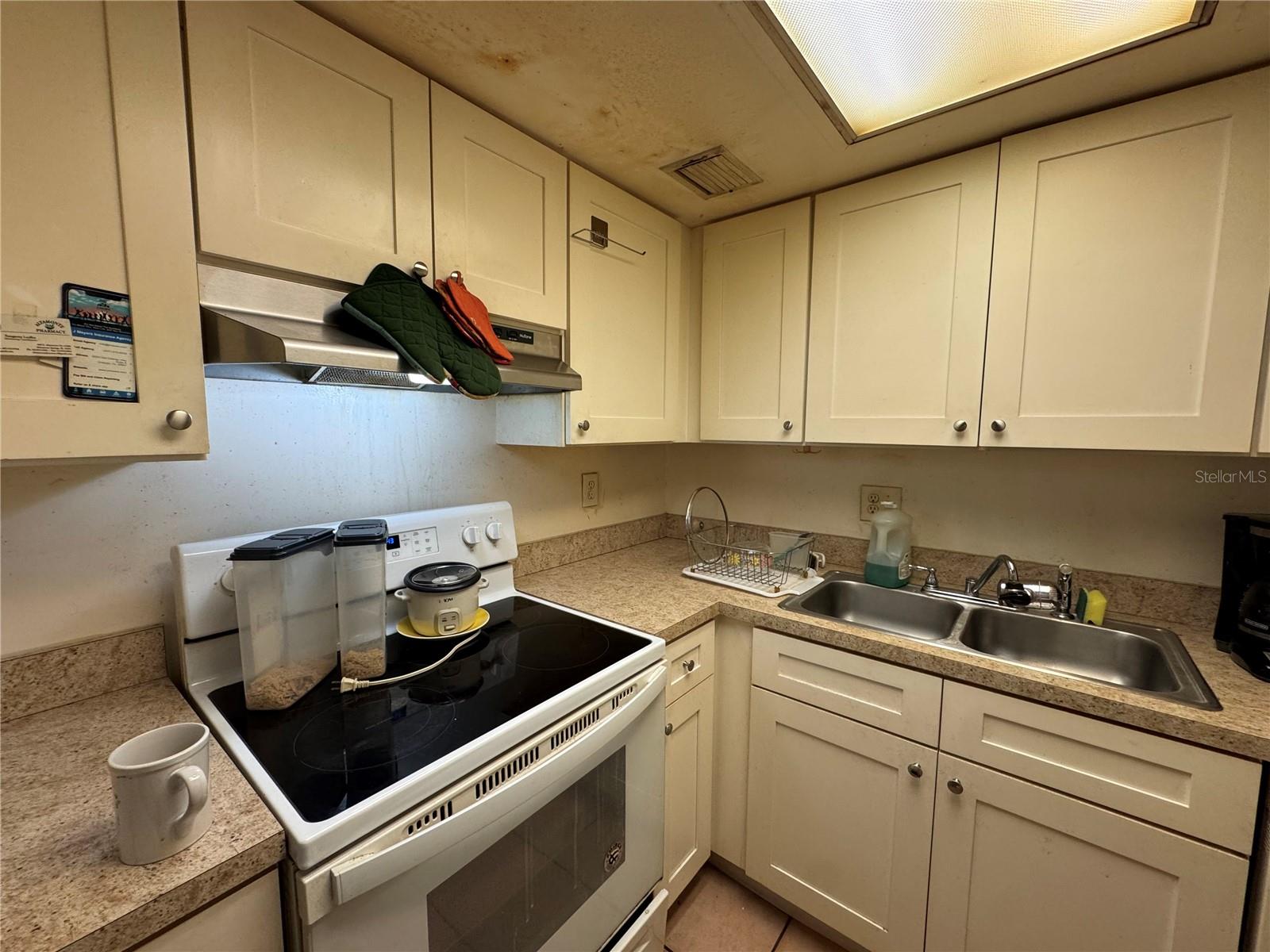 944 LAKE DESTINY RD #A, ALTAMONTE SPRINGS, FL, 32714