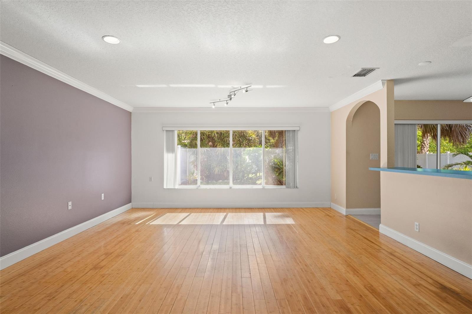 2725 N MYRTLE AVE, TAMPA, FL, 33602