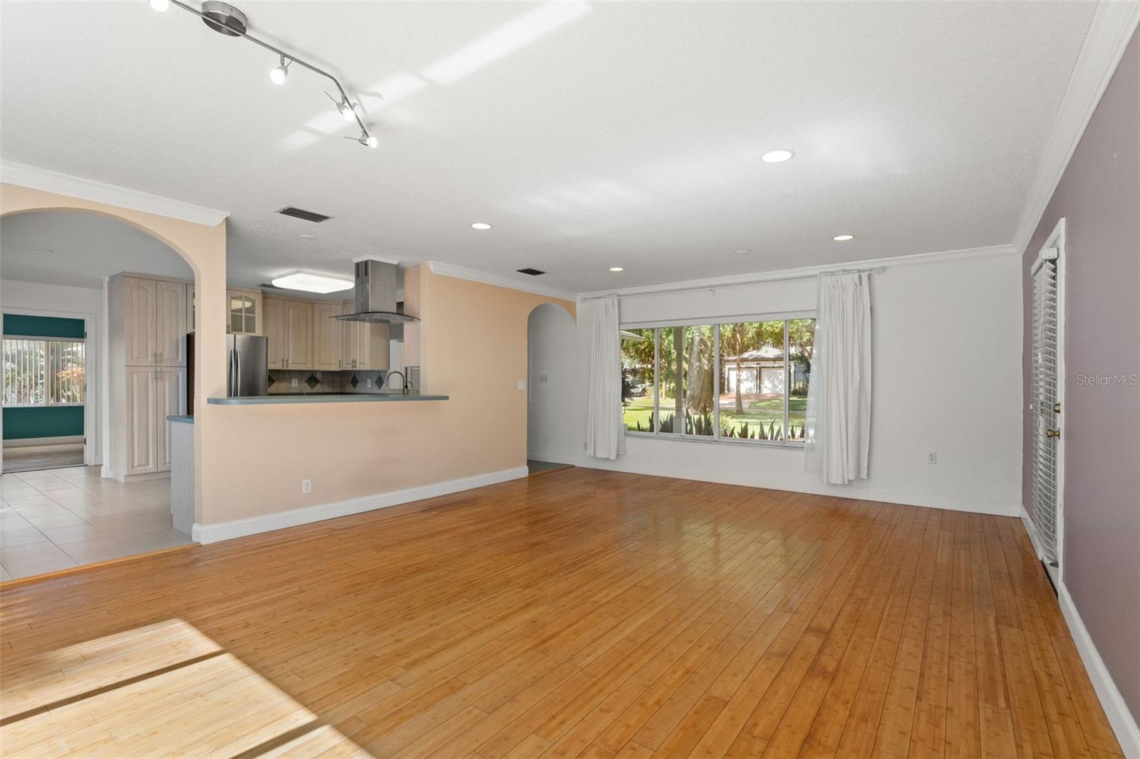 2725 N MYRTLE AVE, TAMPA, FL, 33602