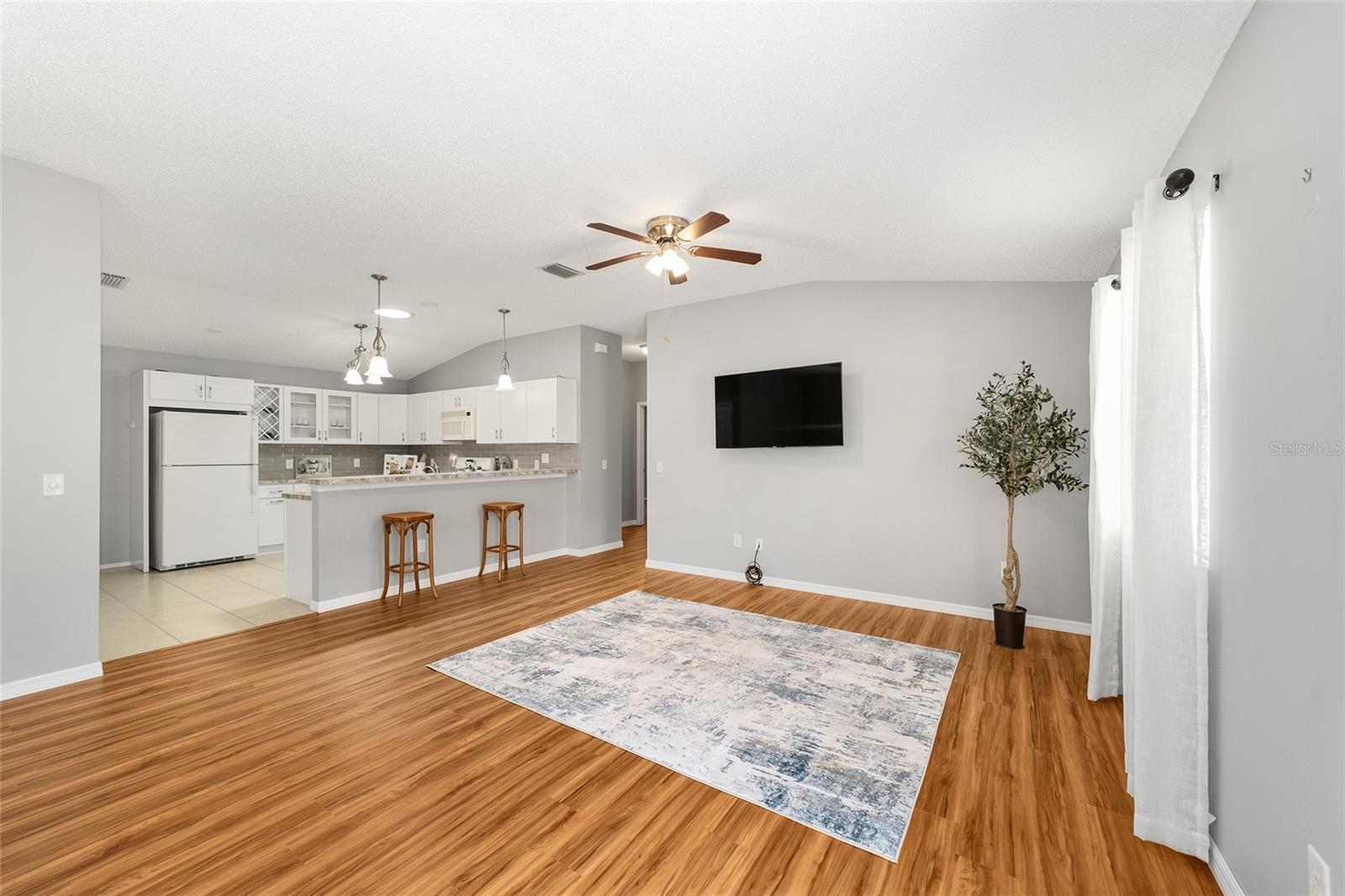 2403 BATON PL, THE VILLAGES, FL, 32162