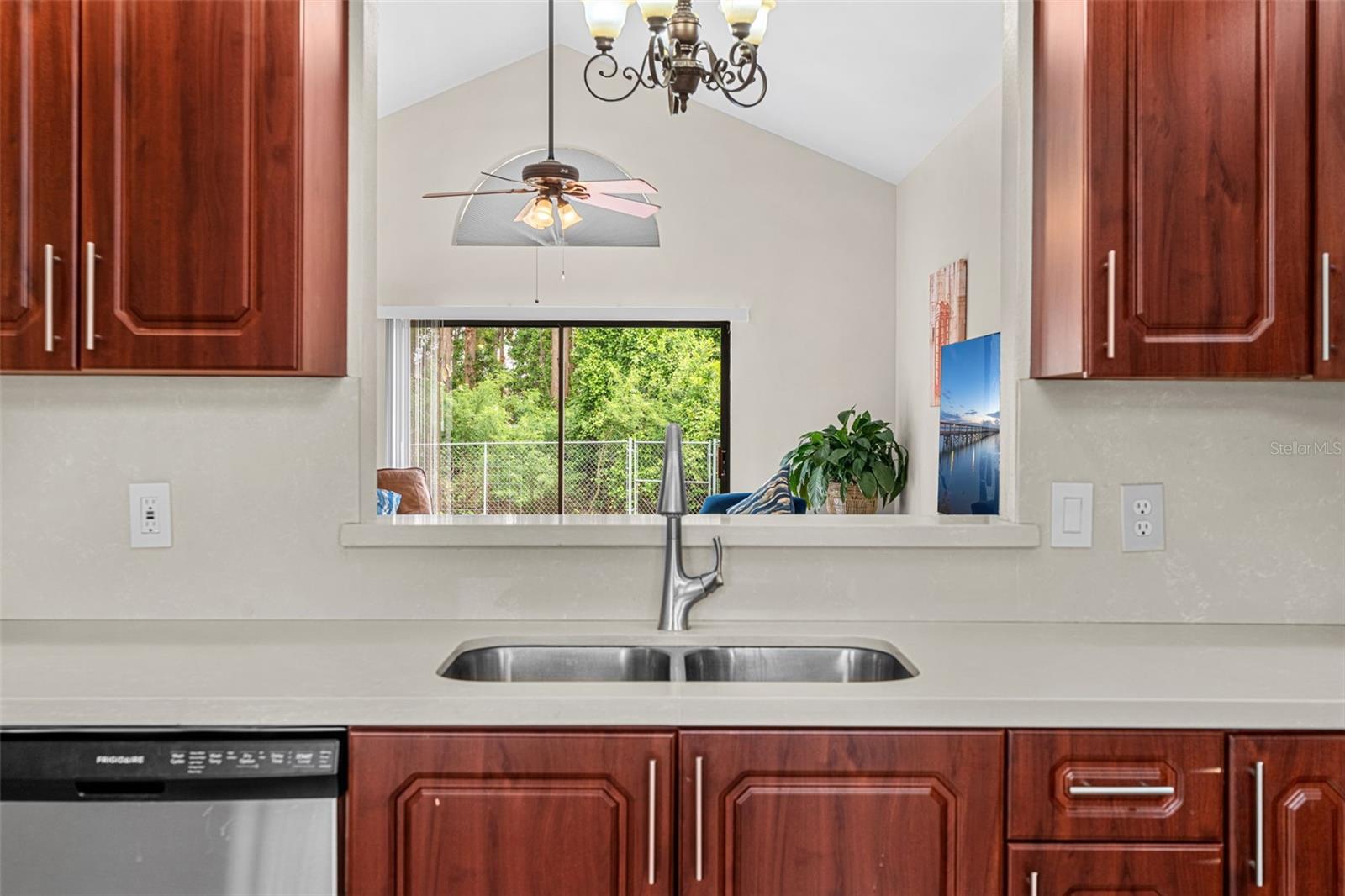 806 VERMONT WOODS LN, ORLANDO, FL, 32824
