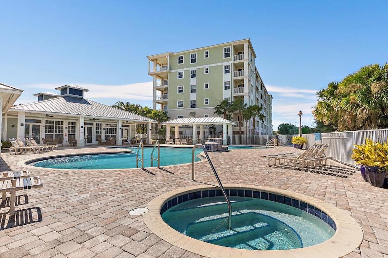 2 RIVERWALK DR #202, NEW SMYRNA BEACH, FL, 32169