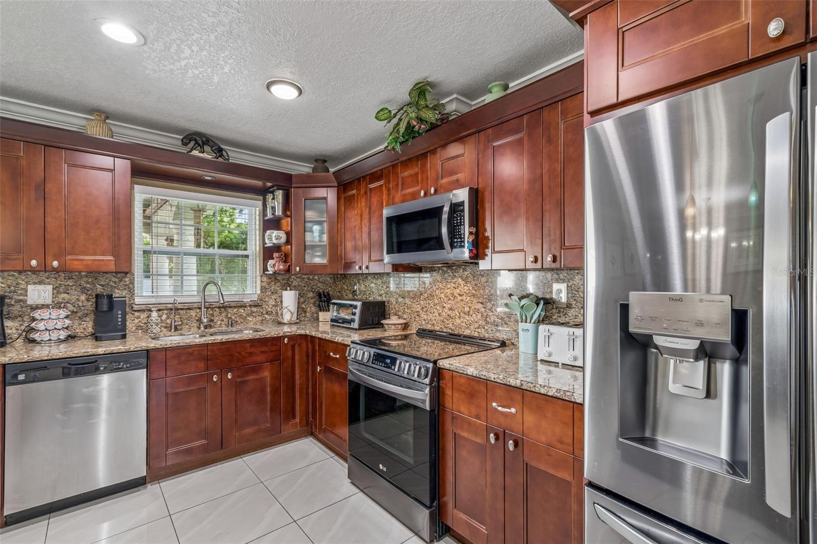 9406 W FLORA ST, TAMPA, FL, 33615