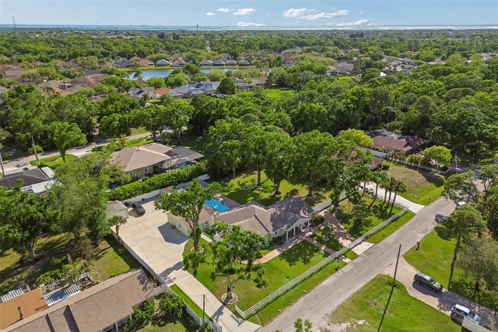 9406 W FLORA ST, TAMPA, FL, 33615