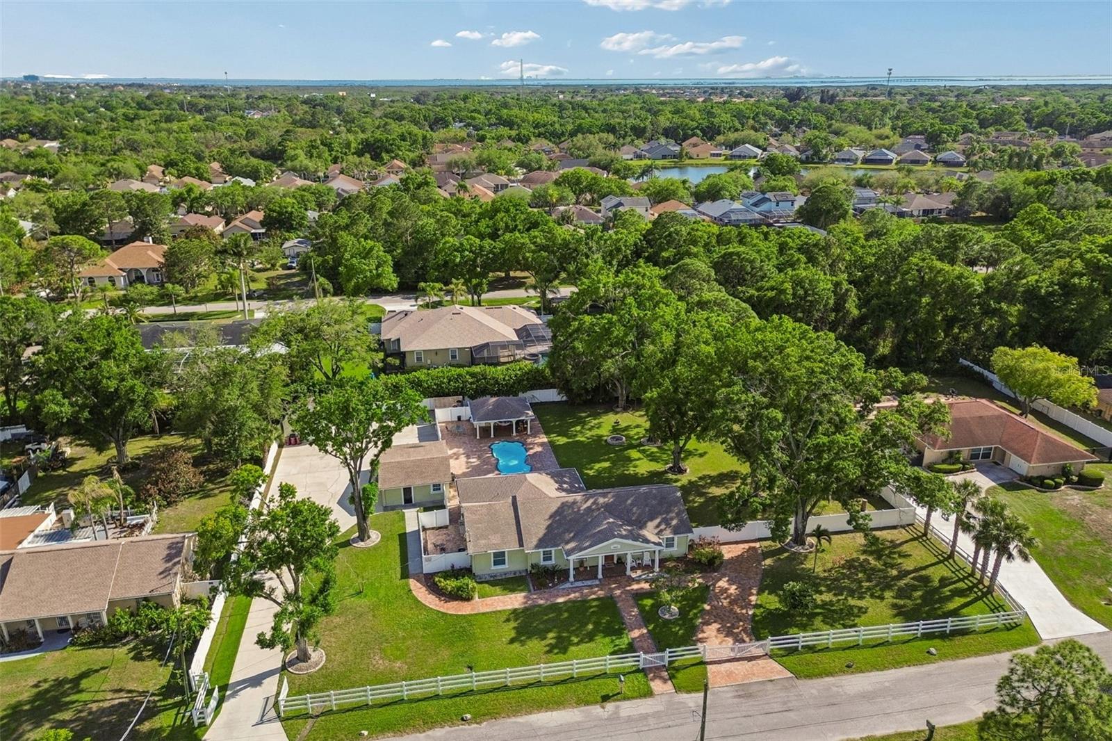 9406 W FLORA ST, TAMPA, FL, 33615