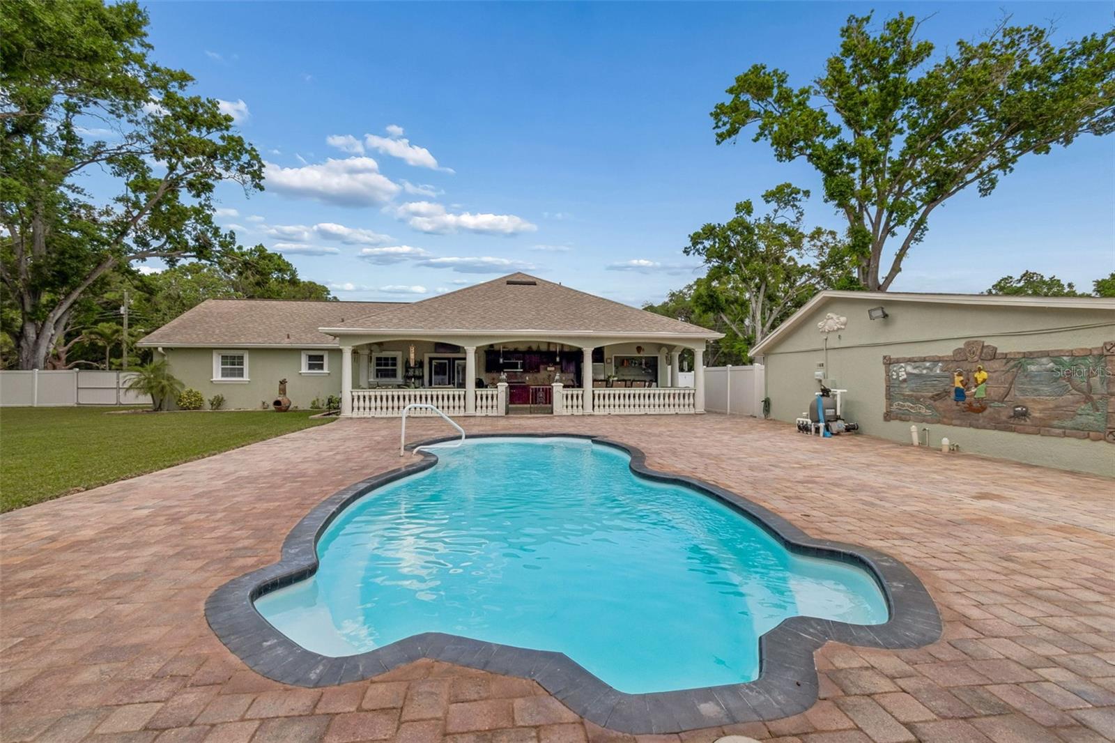 9406 W FLORA ST, TAMPA, FL, 33615