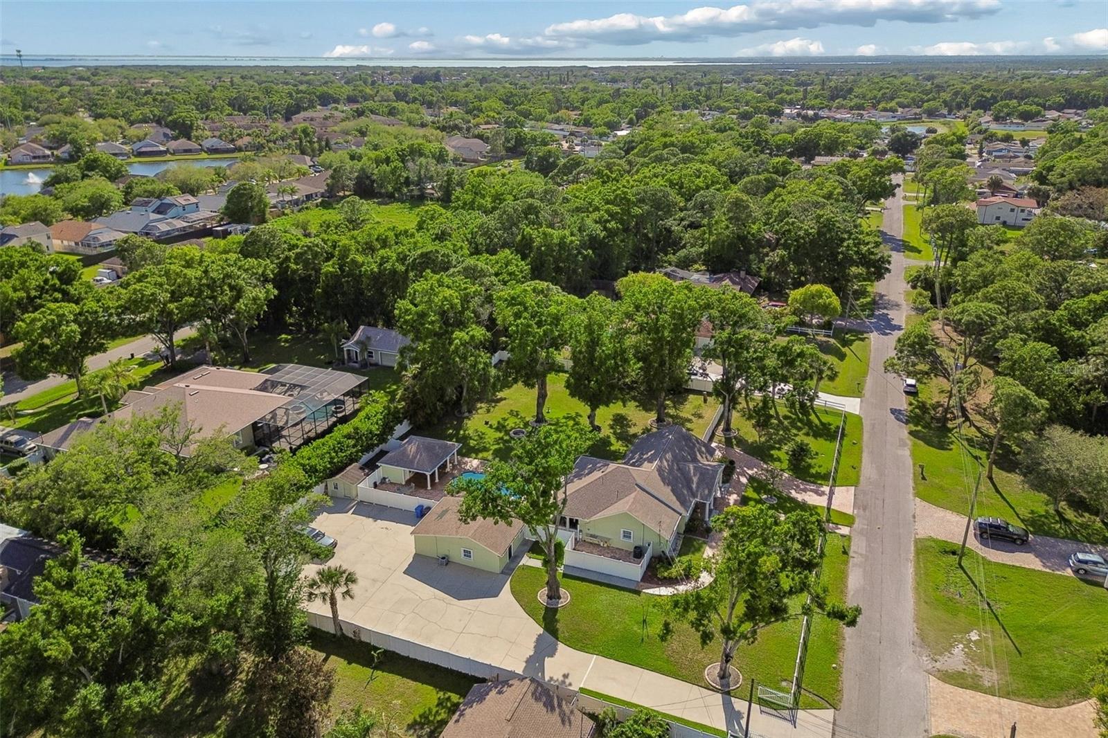 9406 W FLORA ST, TAMPA, FL, 33615