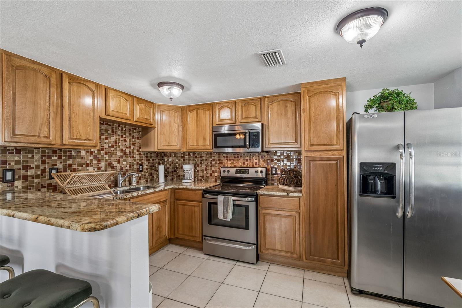 9406 W FLORA ST, TAMPA, FL, 33615