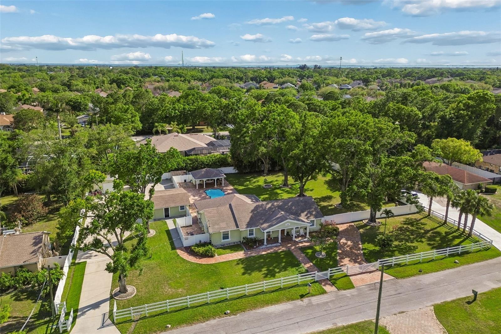 9406 W FLORA ST, TAMPA, FL, 33615