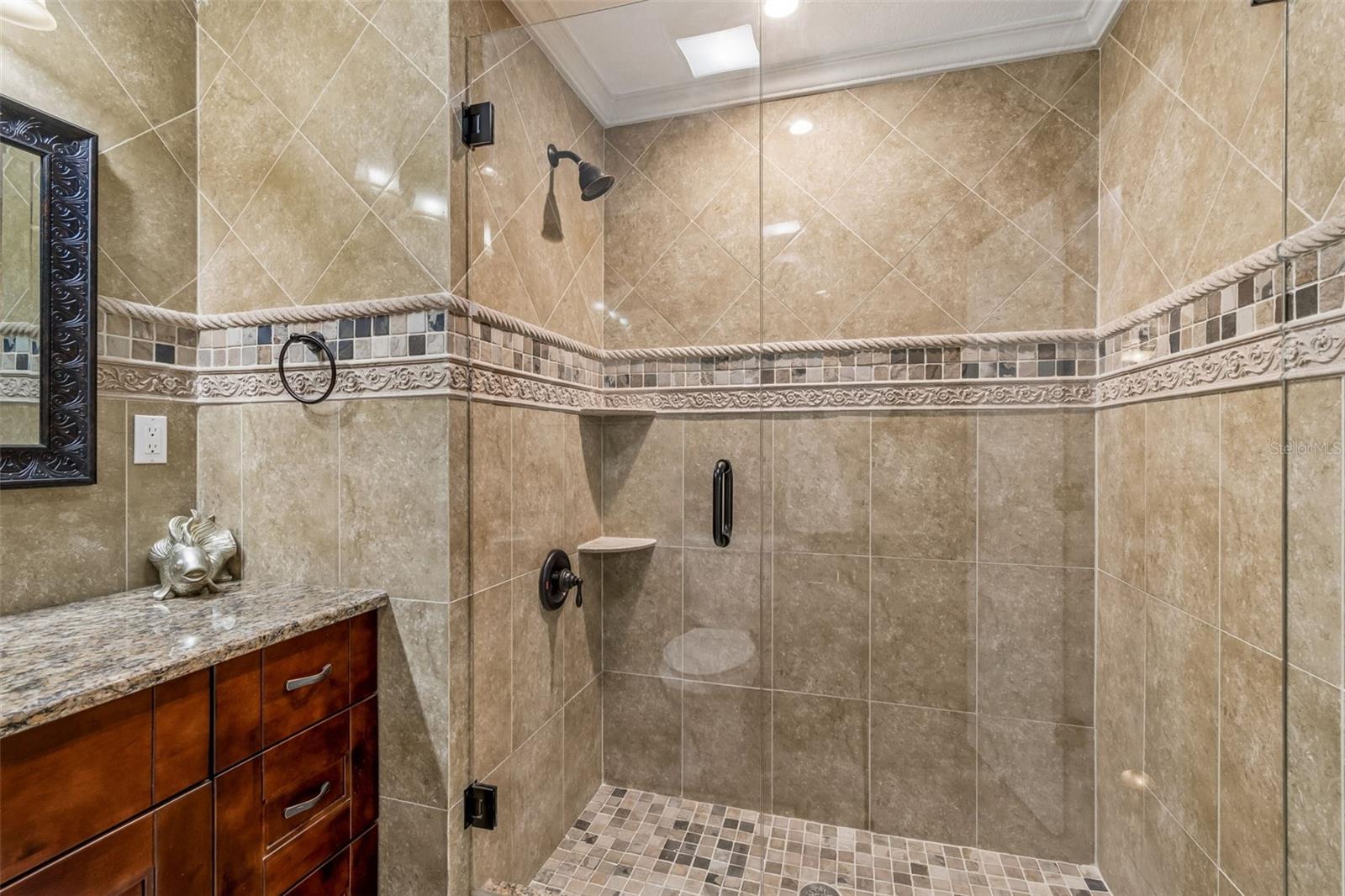 9406 W FLORA ST, TAMPA, FL, 33615