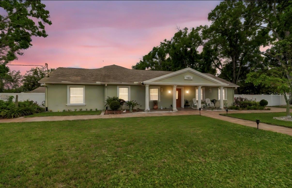 9406 W FLORA ST, TAMPA, FL, 33615