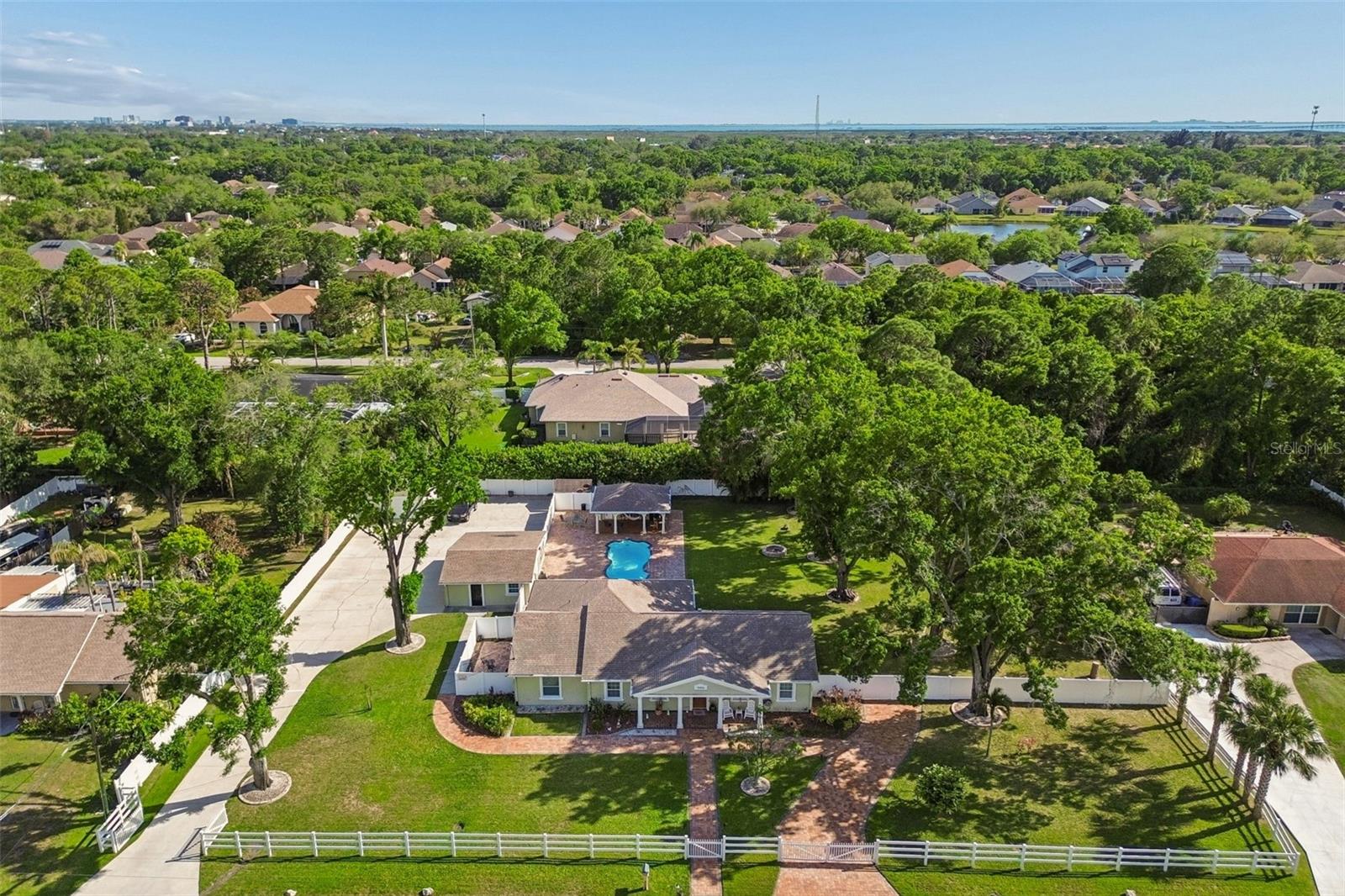 9406 W FLORA ST, TAMPA, FL, 33615