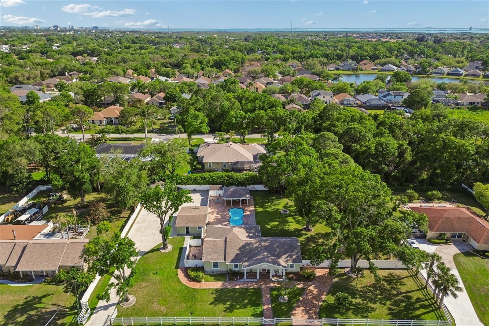 9406 W FLORA ST, TAMPA, FL, 33615