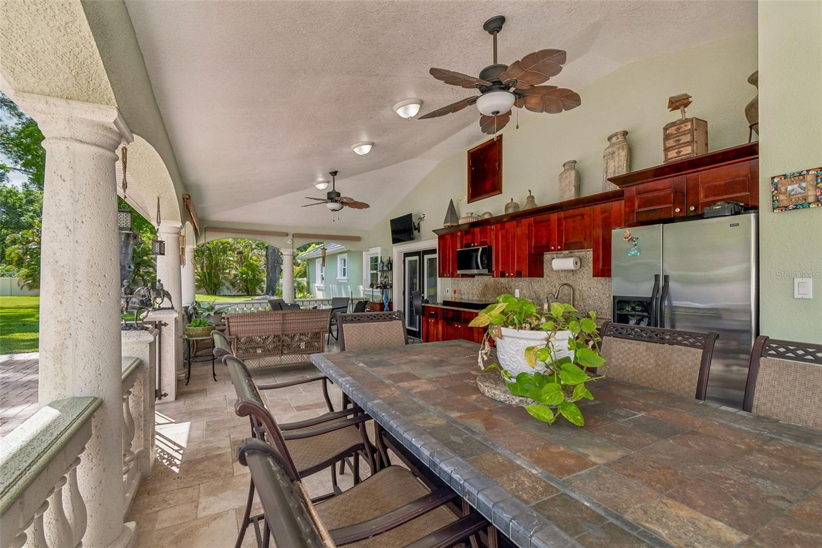 9406 W FLORA ST, TAMPA, FL, 33615
