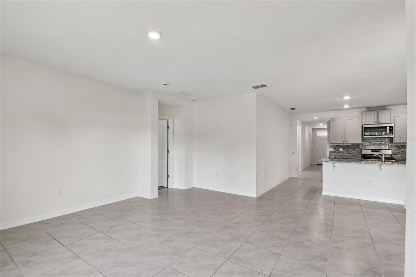 727 LAZIO CIR, DEBARY, FL, 32713