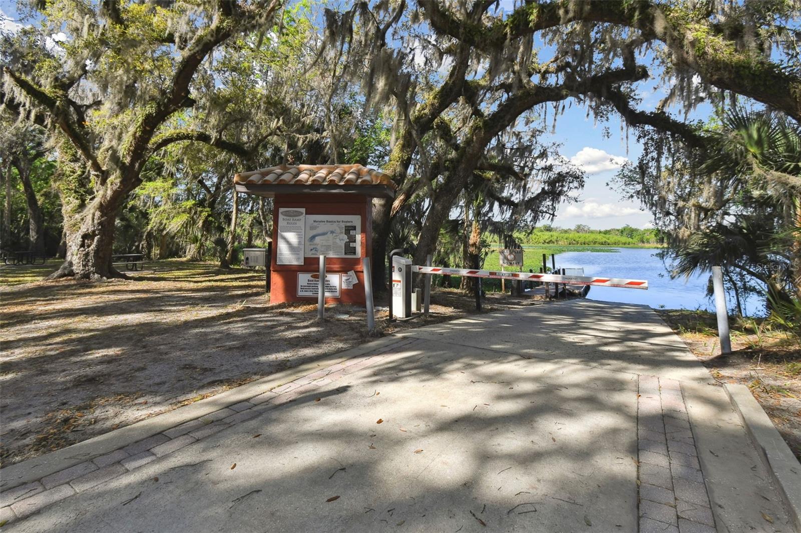 727 LAZIO CIR, DEBARY, FL, 32713