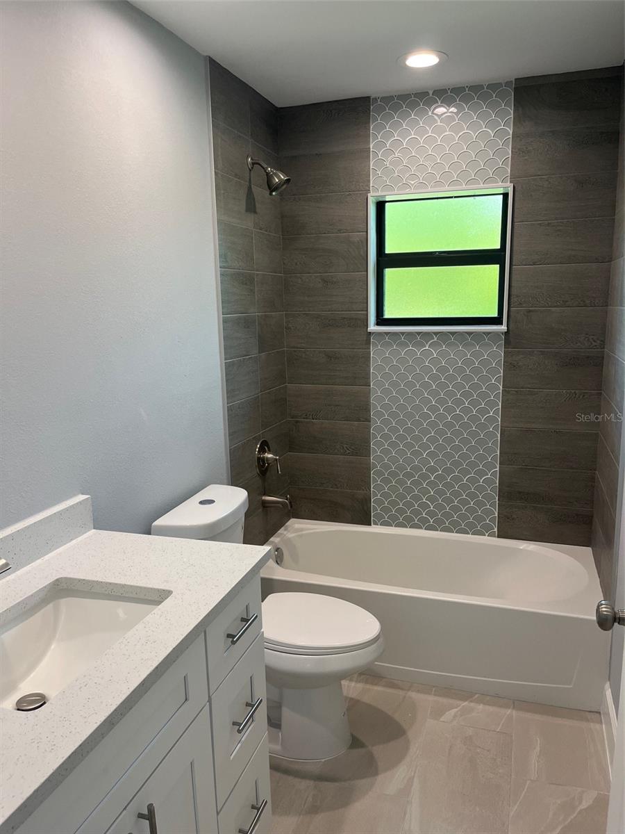 13180 AMARYLLIS CIR, PORT CHARLOTTE, FL, 33981
