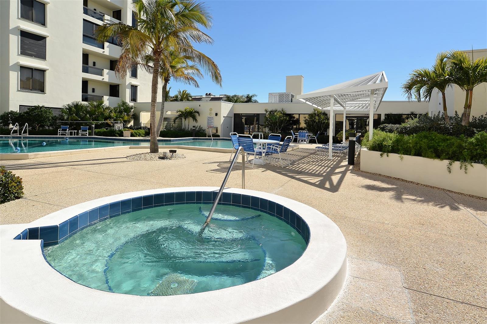1932 HARBOURSIDE DR #244, LONGBOAT KEY, FL, 34228