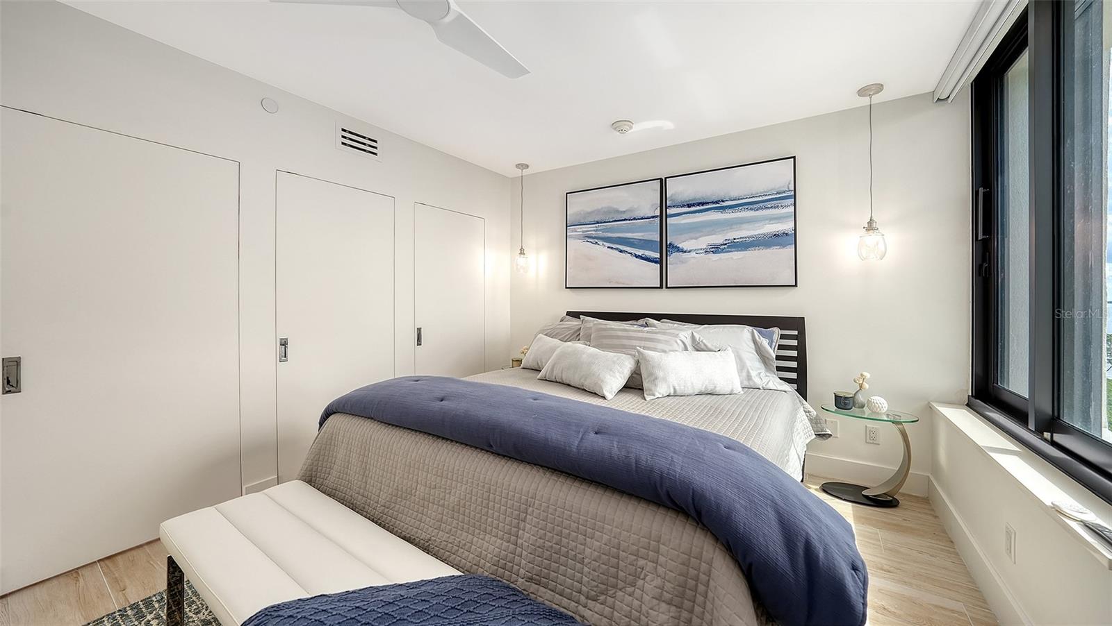 1932 HARBOURSIDE DR #244, LONGBOAT KEY, FL, 34228