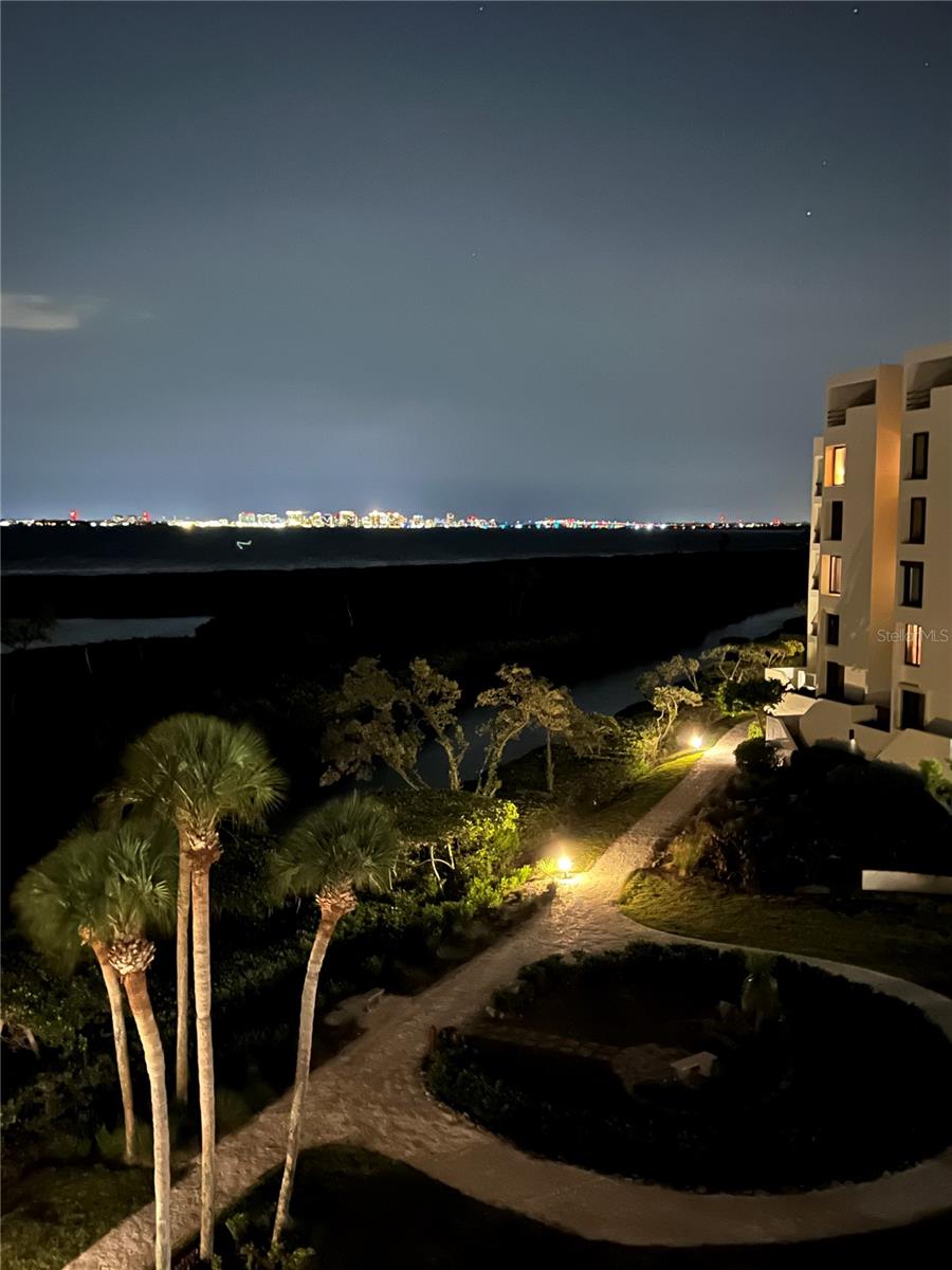 1932 HARBOURSIDE DR #244, LONGBOAT KEY, FL, 34228