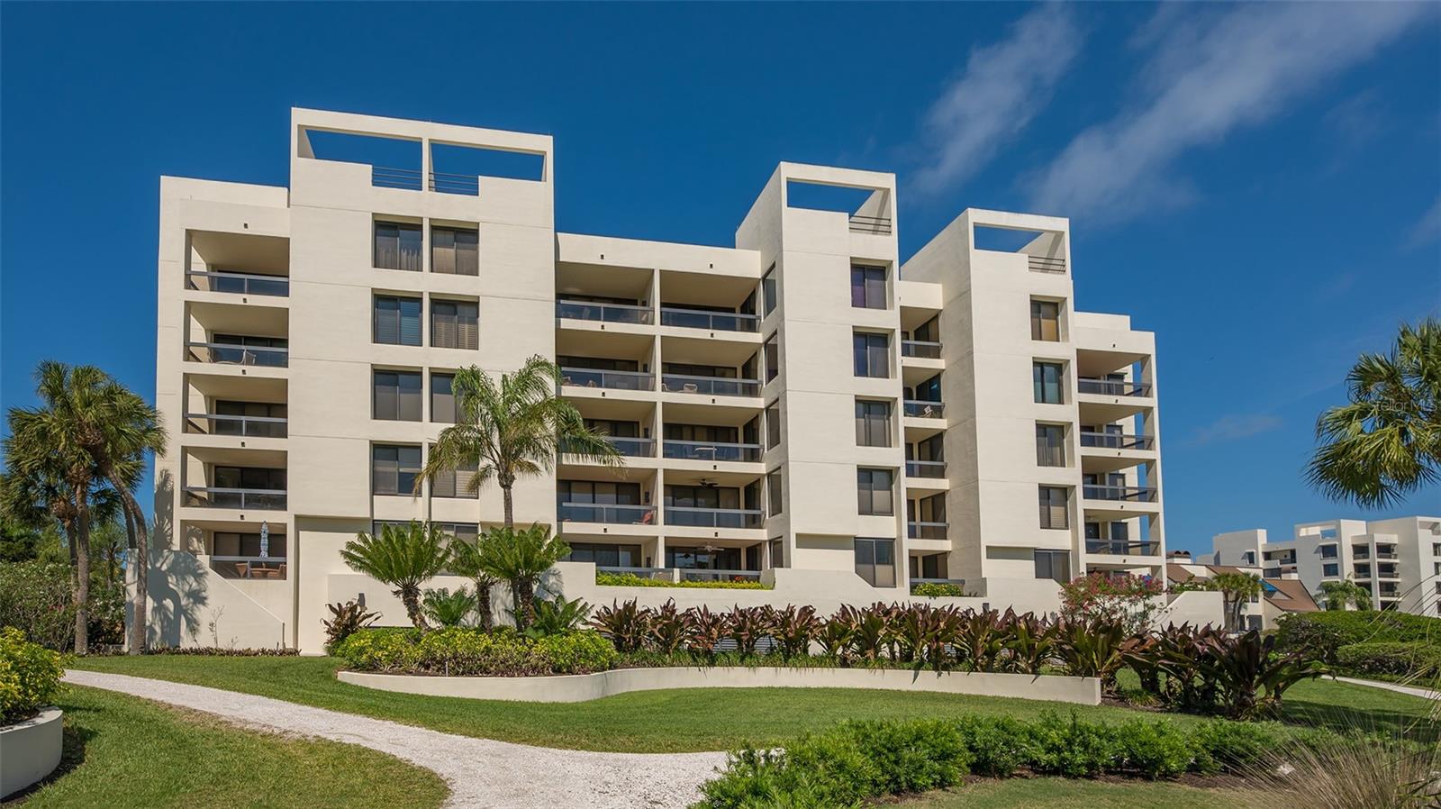 1932 HARBOURSIDE DR #244, LONGBOAT KEY, FL, 34228