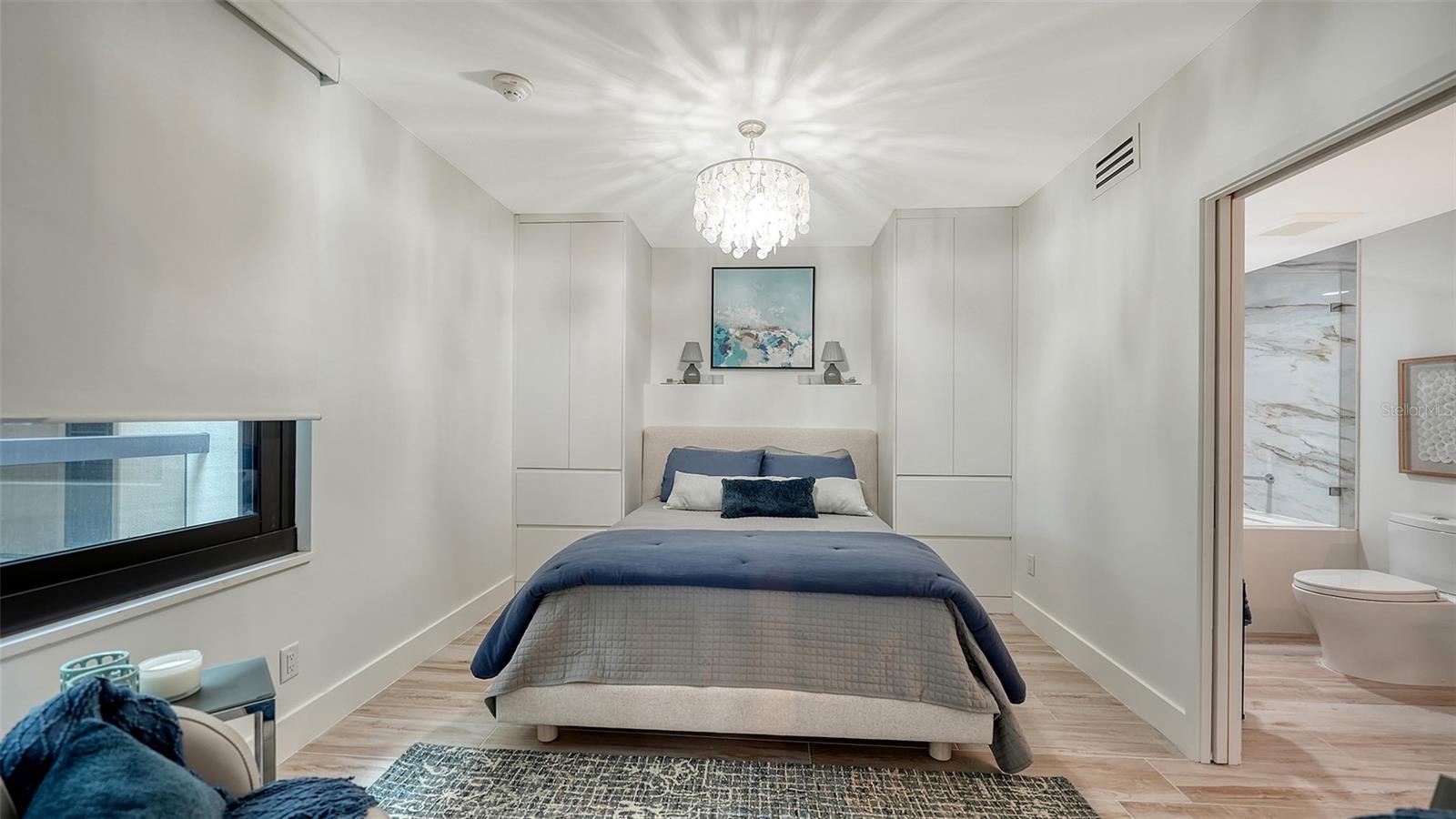 1932 HARBOURSIDE DR #244, LONGBOAT KEY, FL, 34228
