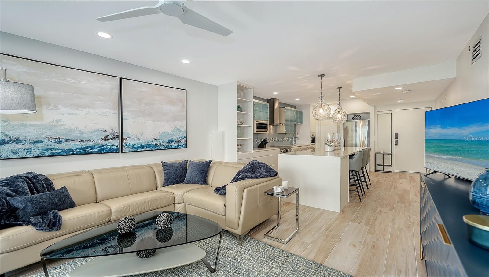 1932 HARBOURSIDE DR #244, LONGBOAT KEY, FL, 34228
