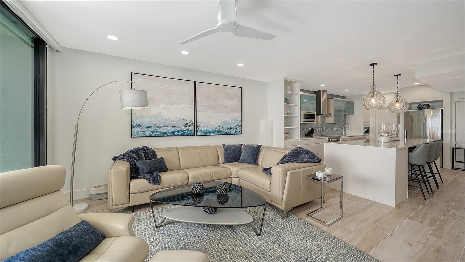 1932 HARBOURSIDE DR #244, LONGBOAT KEY, FL, 34228